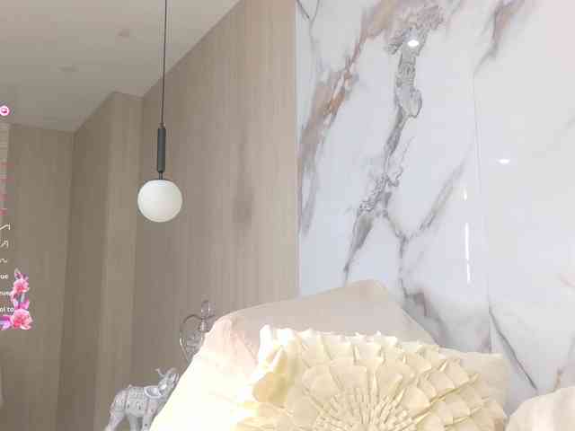LindaSelena webcam