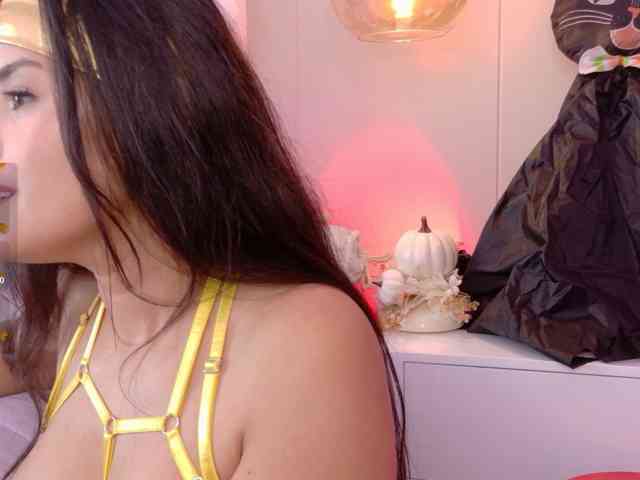 LindaSelena