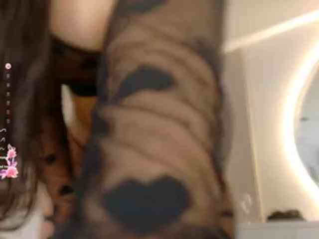 LindaSelena webcam