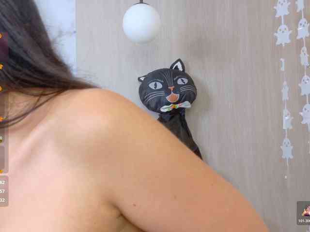 LindaSelena