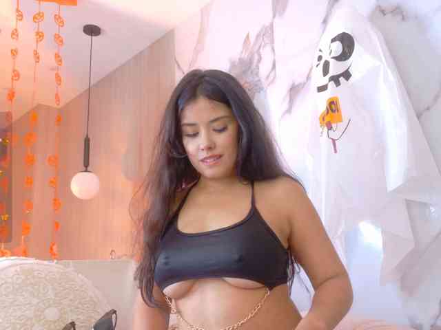 LindaSelena