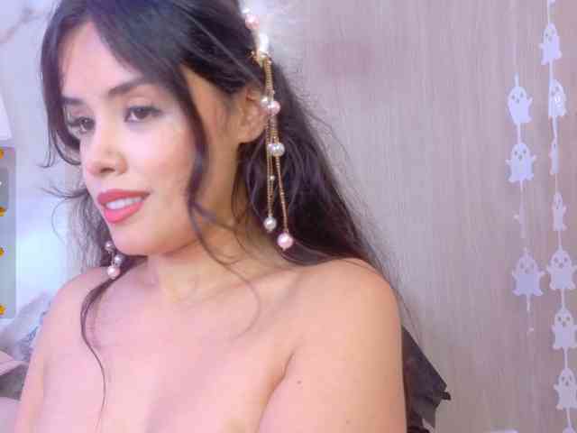 LindaSelena