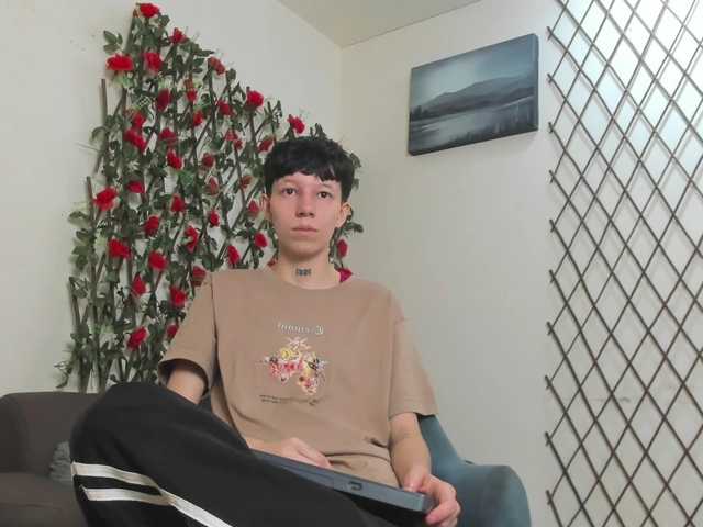 LiamBrown09 live cam on BongaCams