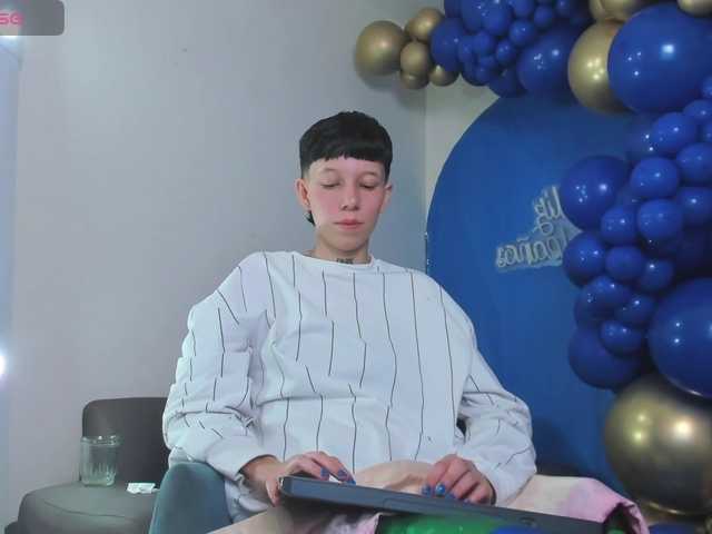 LiamBrown09 live cam on BongaCams