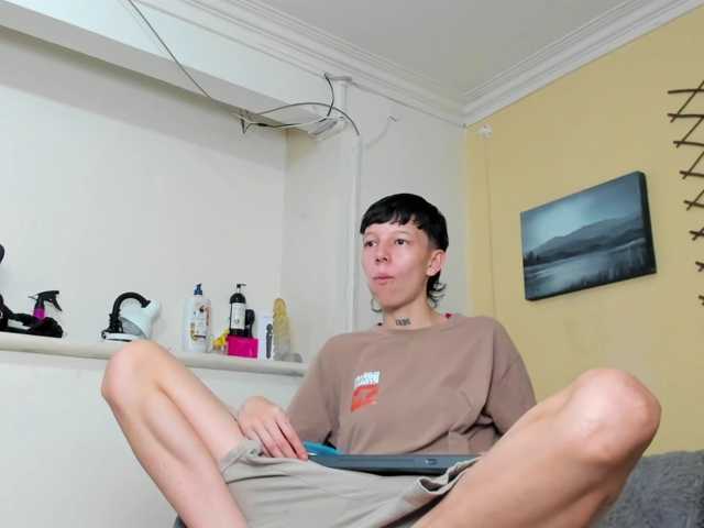 LiamBrown09 live cam on BongaCams