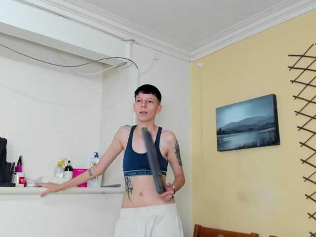 LiamBrown09 live cam on BongaCams