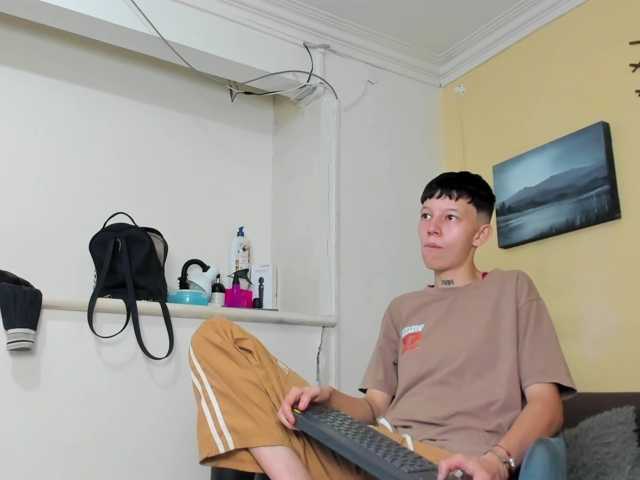 LiamBrown09 live cam on BongaCams