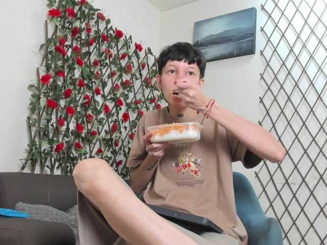 LiamBrown09 live cam on BongaCams