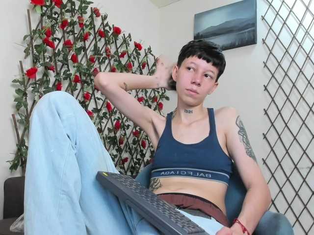LiamBrown09 live cam on BongaCams