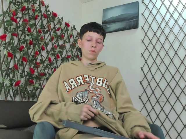 LiamBrown09 live webcam show