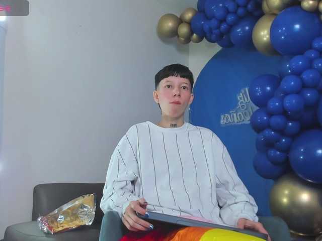 LiamBrown09 live cam on BongaCams