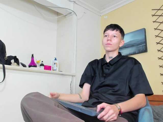 LiamBrown09 live cam on BongaCams