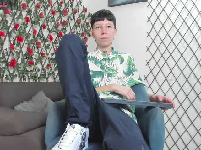LiamBrown09 live cam on BongaCams