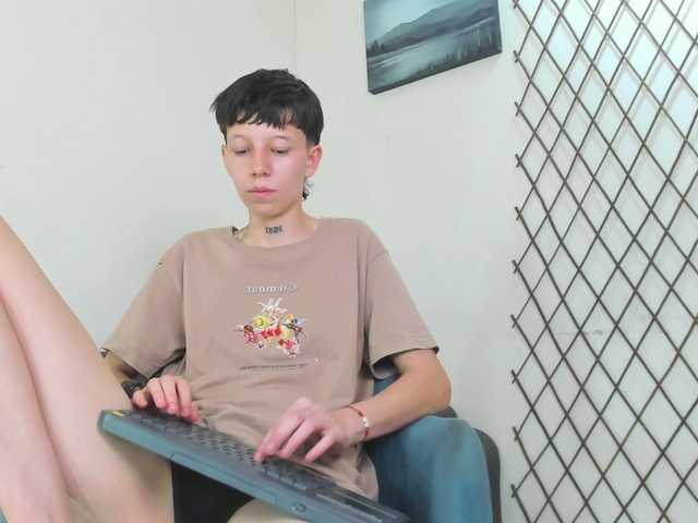LiamBrown09 live cam on BongaCams