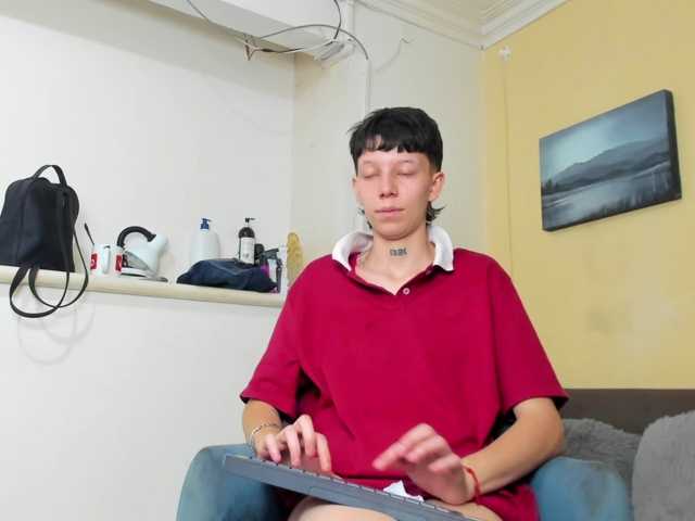LiamBrown09 live cam on BongaCams