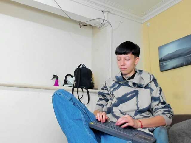 LiamBrown09 live cam on BongaCams