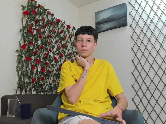 LiamBrown09 live cam on BongaCams