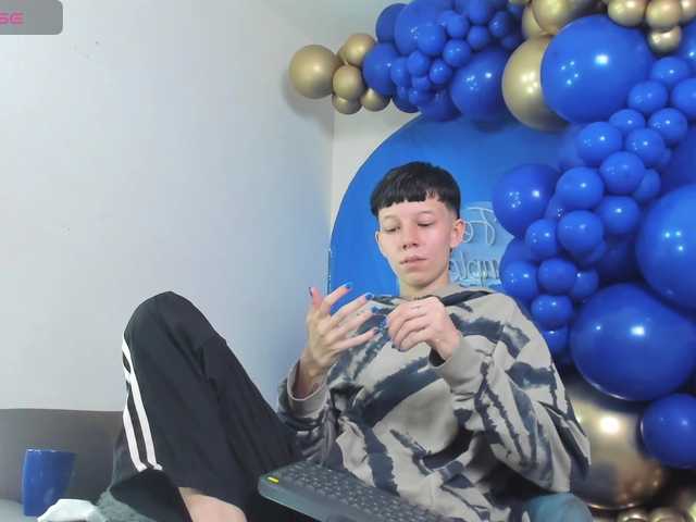 LiamBrown09 live cam on BongaCams