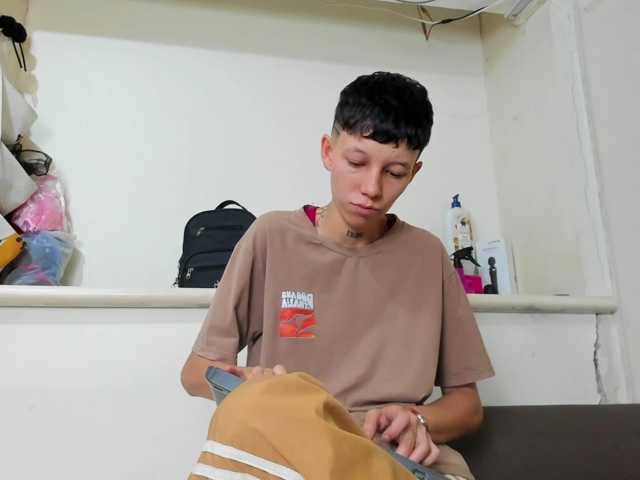 LiamBrown09 live cam on BongaCams