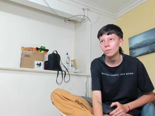 LiamBrown09 live cam on BongaCams