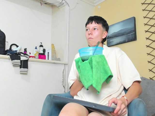 LiamBrown09 live cam on BongaCams