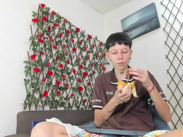 LiamBrown09 live cam on BongaCams