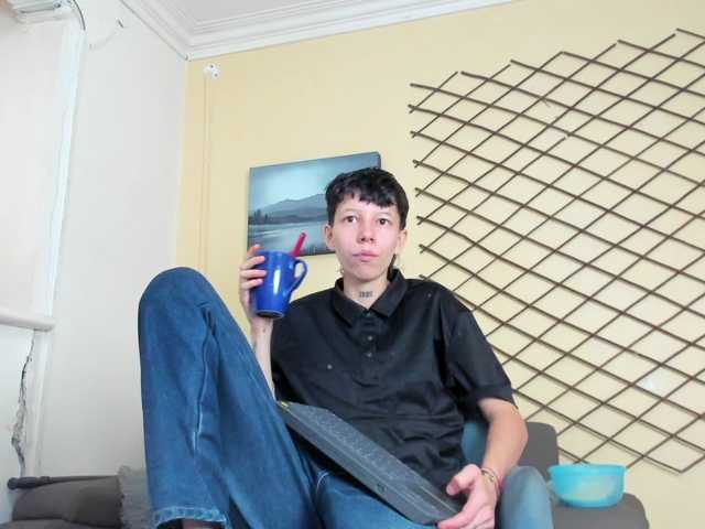 LiamBrown09 live cam preview