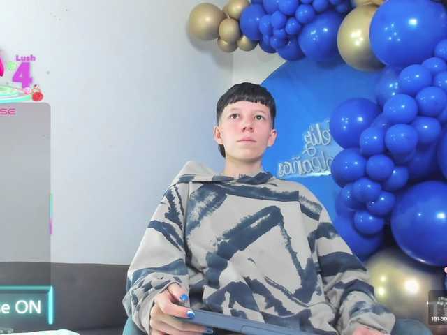 LiamBrown09 live cam on BongaCams