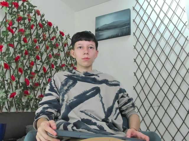 LiamBrown09 live webcam show