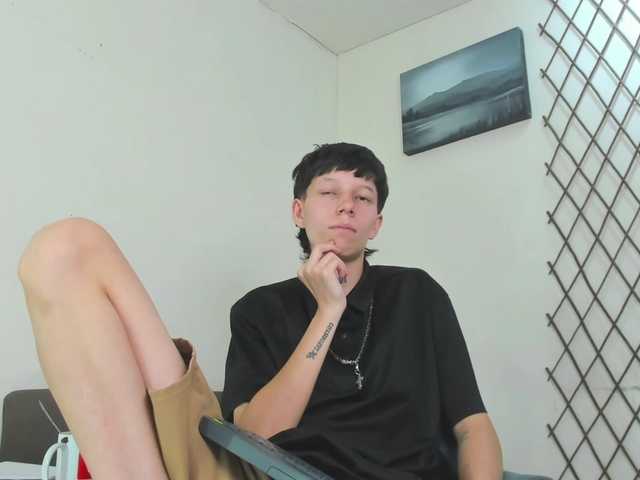 LiamBrown09 live cam on BongaCams
