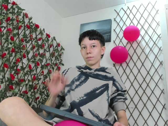 LiamBrown09 live cam on BongaCams