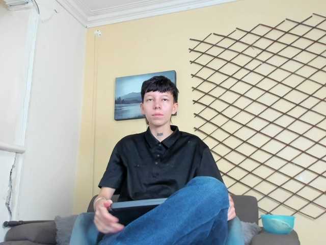 LiamBrown09, en vivo ahora en BongaCams