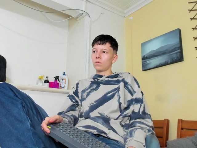 LiamBrown09 live cam on BongaCams
