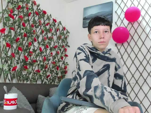 LiamBrown09 live cam on BongaCams