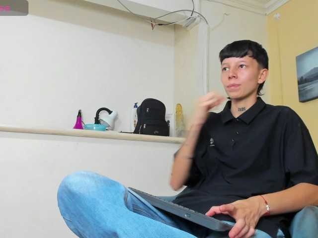 LiamBrown09 live cam on BongaCams
