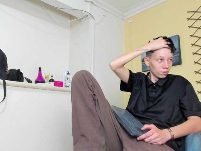 LiamBrown09 live cam on BongaCams