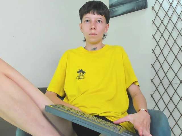 LiamBrown09 live cam on BongaCams