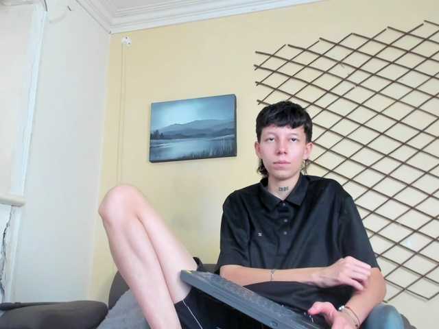 LiamBrown09 live cam preview