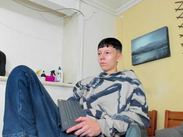 LiamBrown09 live cam on BongaCams