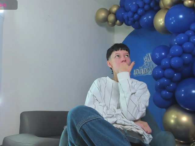 LiamBrown09 live cam on BongaCams