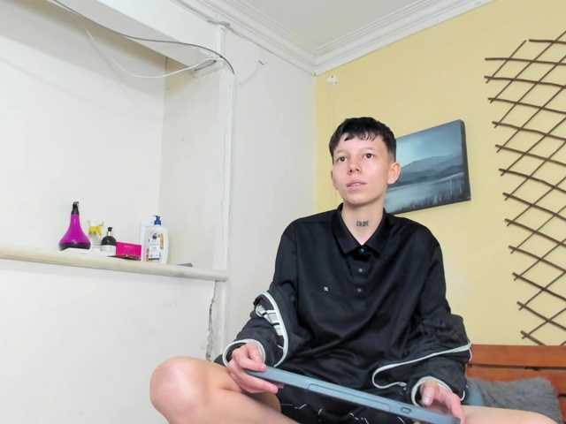 LiamBrown09 live cam on BongaCams