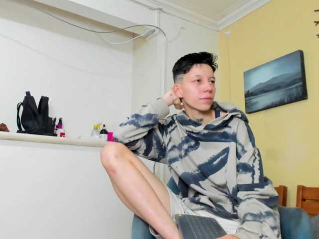 LiamBrown09 live cam on BongaCams