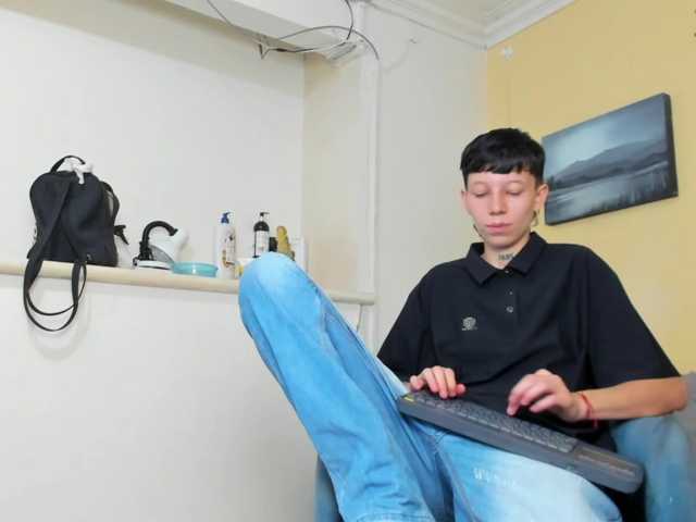 LiamBrown09 live cam on BongaCams