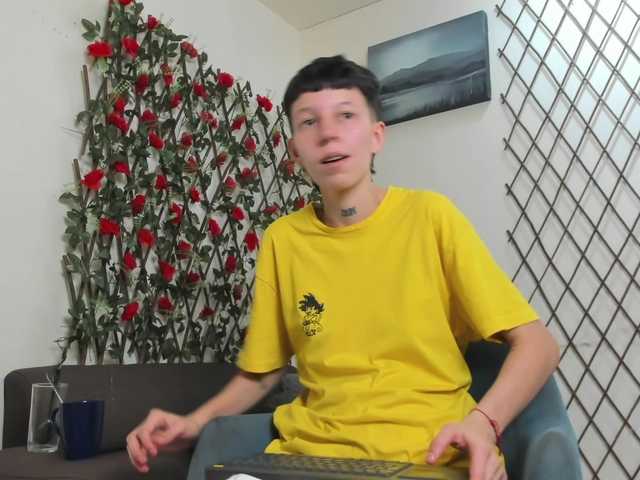 LiamBrown09 live cam on BongaCams
