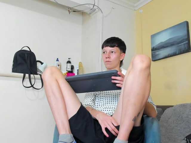 LiamBrown09 live cam on BongaCams