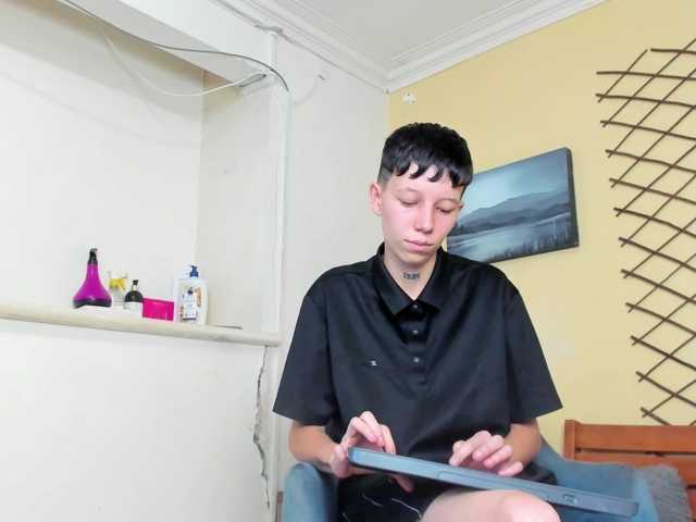LiamBrown09 live cam on BongaCams