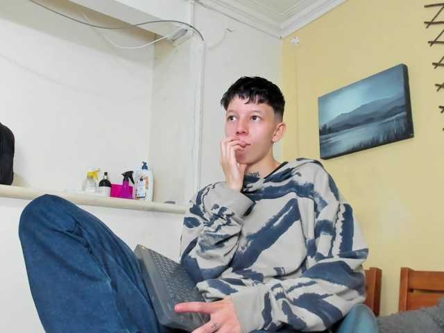 LiamBrown09 live cam on BongaCams