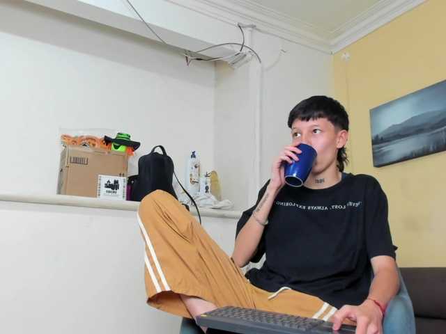 LiamBrown09 live cam on BongaCams