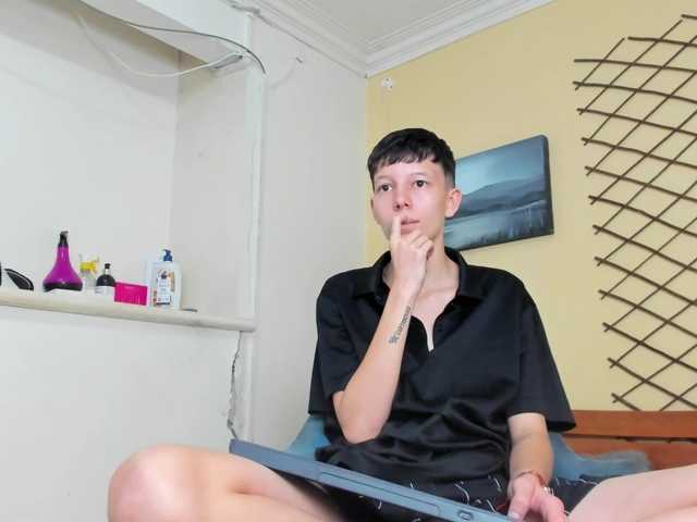 LiamBrown09 live cam on BongaCams
