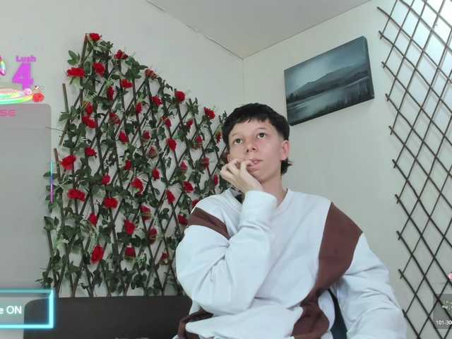 LiamBrown09 live cam on BongaCams
